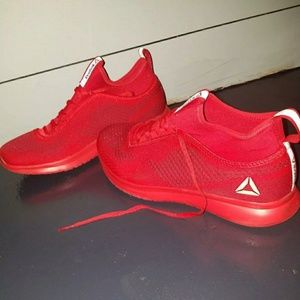 Last price drop Red Reebok