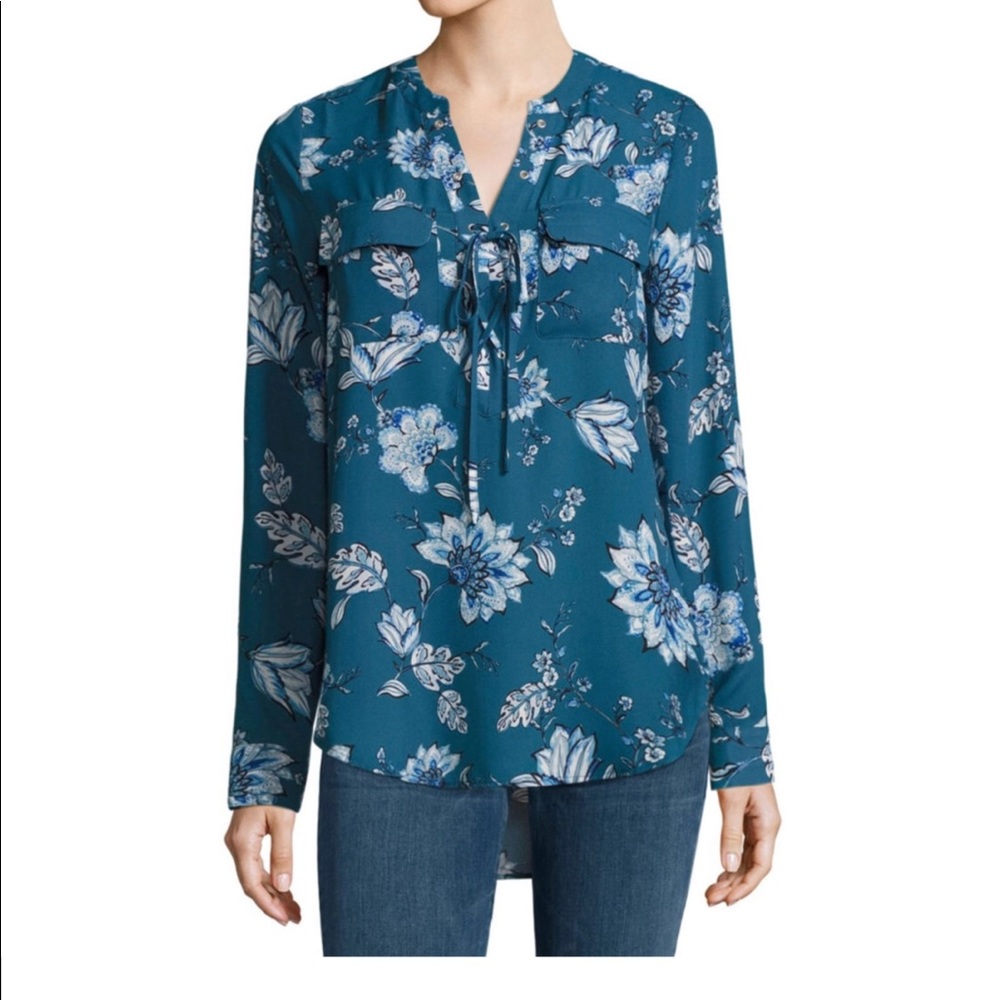 NWOT A.N.A A NEW APPROACH floral Lace Up Blouse