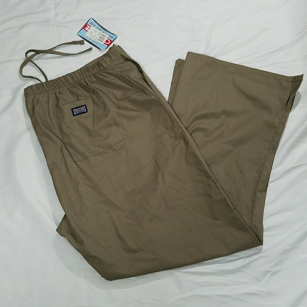 🛑NWT Cherokee Scrub Bottoms🛑