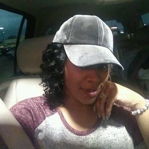 Meet your Posher, Keisha