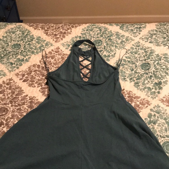 Express dress - Picture 3 of 3