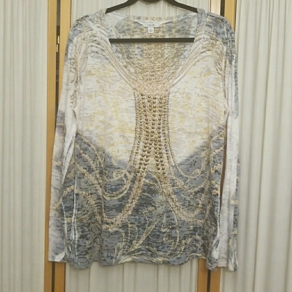 Gorgeous long sleeve top by Cache