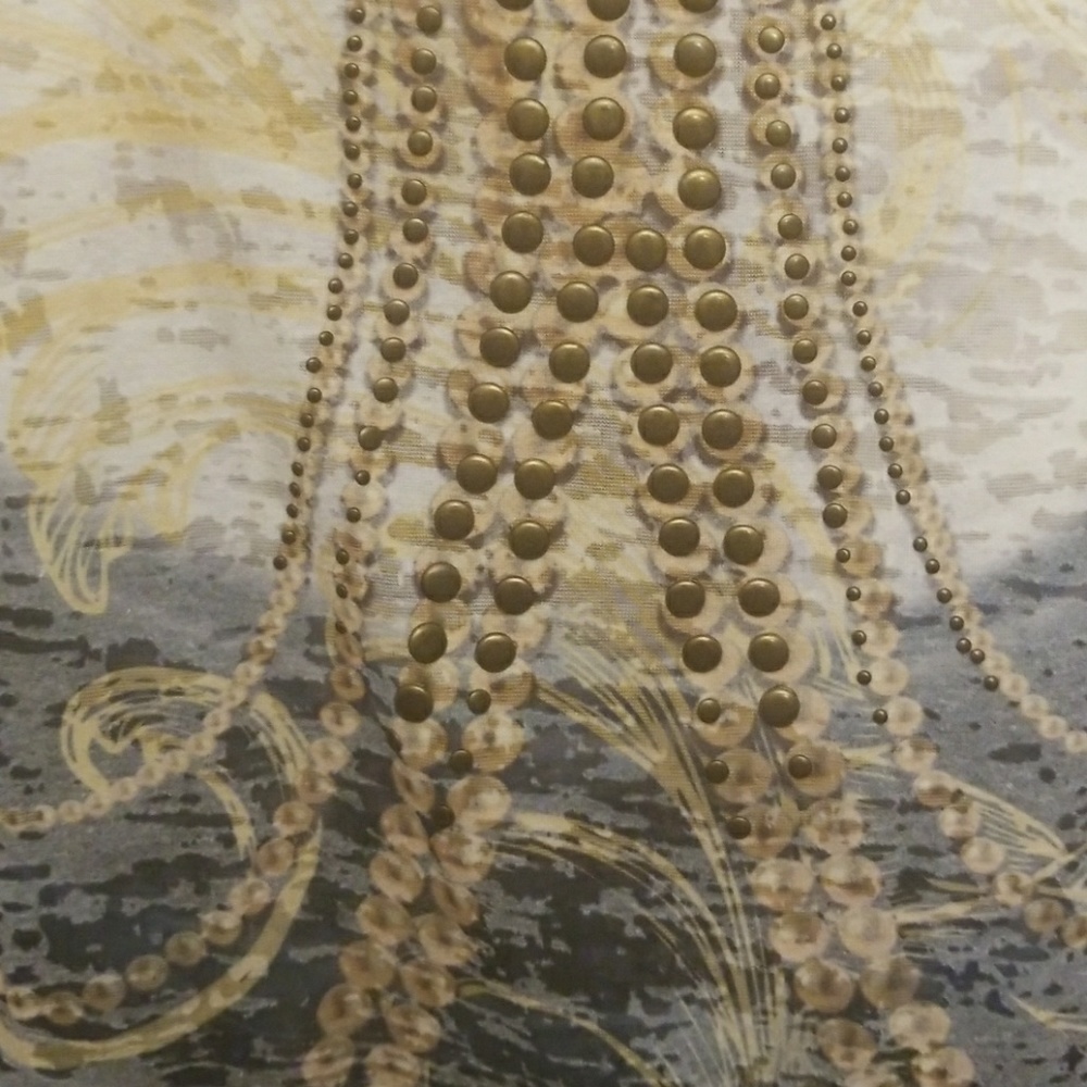 Gorgeous long sleeve top by Cache - Picture 5 of 8