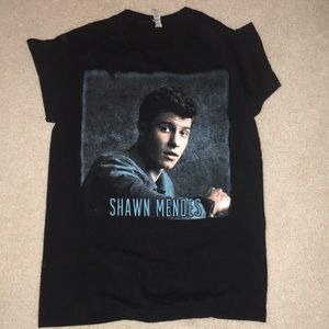 shawn mendes world tour tshirt
