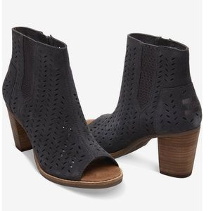 Toms grey suede peep toe chunky heel Majorca