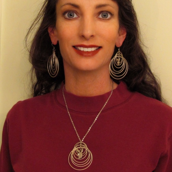 Playboy Necklace Bunny Pendant Platinum Plated - Picture 3 of 8