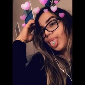 Meet your Posher, Cassie