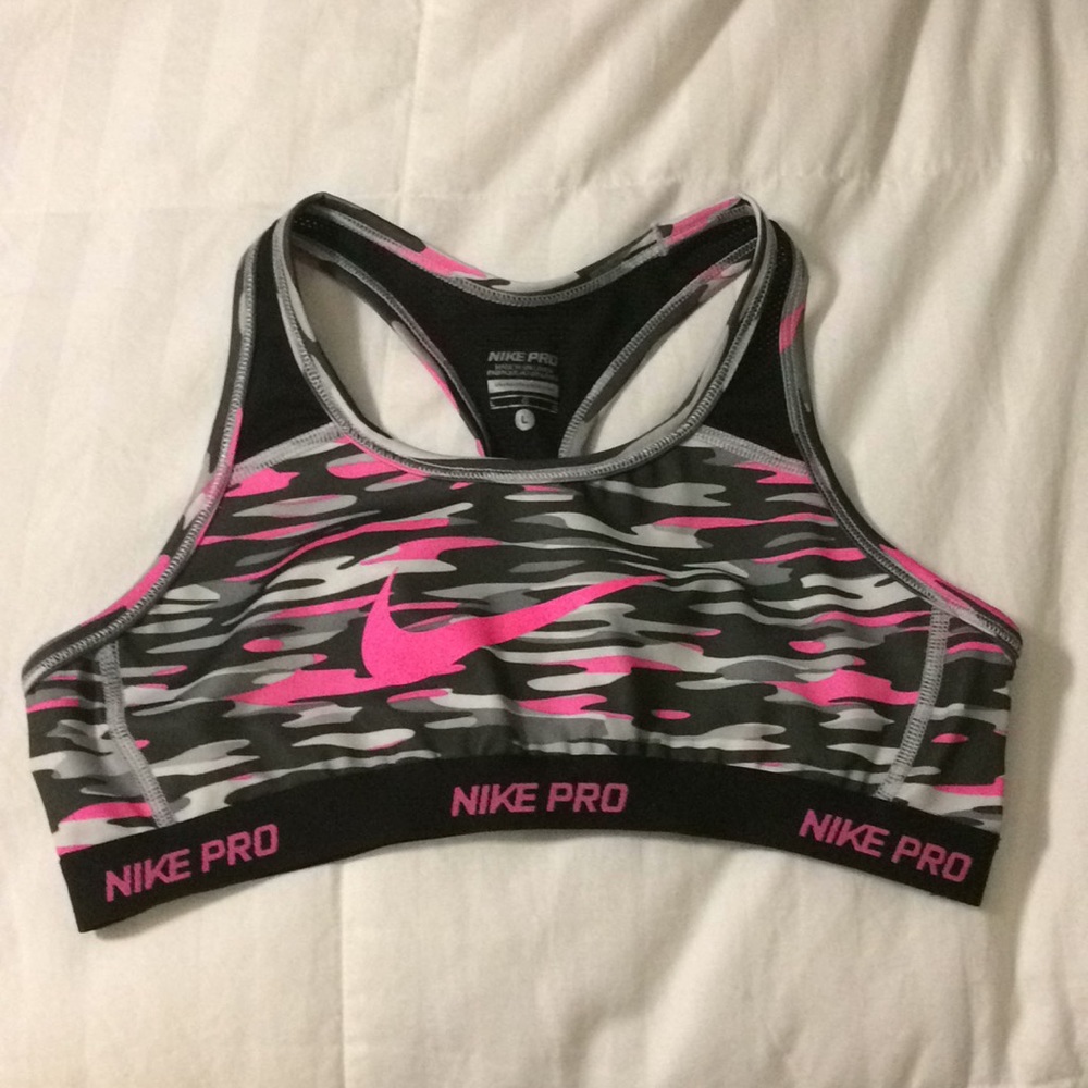 Nike pro sports bra