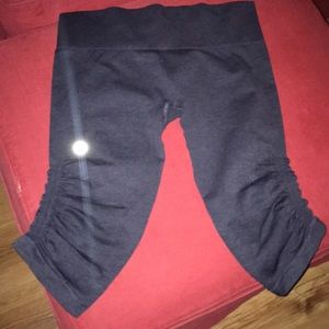 Lululemon crop leggings size 10