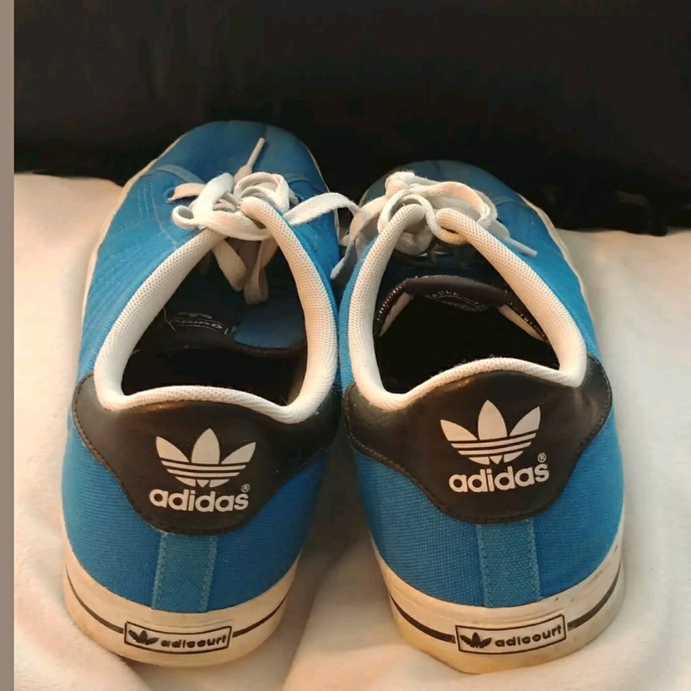 Sold💯Adidas Mens US 10.5 Skateboard Adicourt