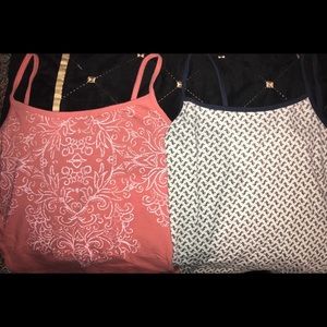Set of 2 pattern camisole tanks