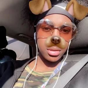 Meet your Posher, Maddy