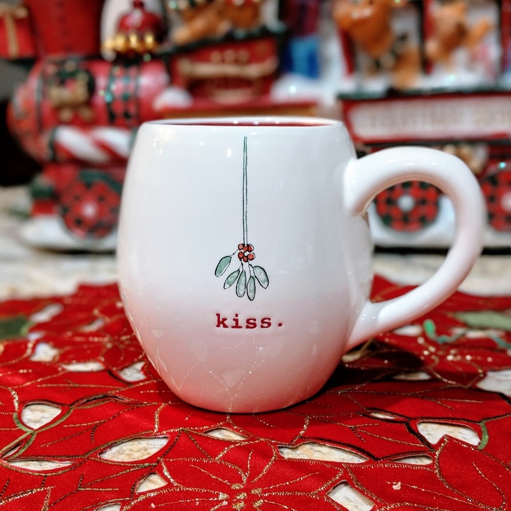 Rae Dunn Mistletoe Kiss Mug