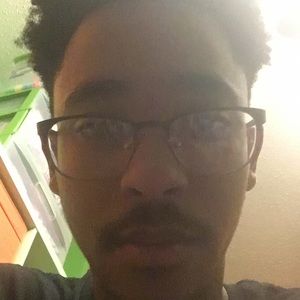 Meet your Posher, Malon