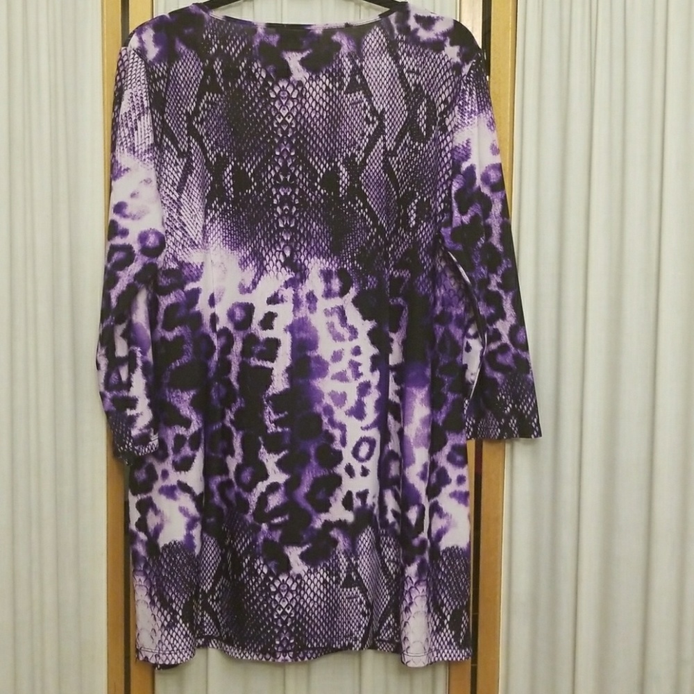 Calvin Klein long sleeve top - Picture 5 of 6