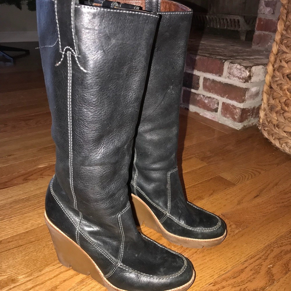Woman’s boots