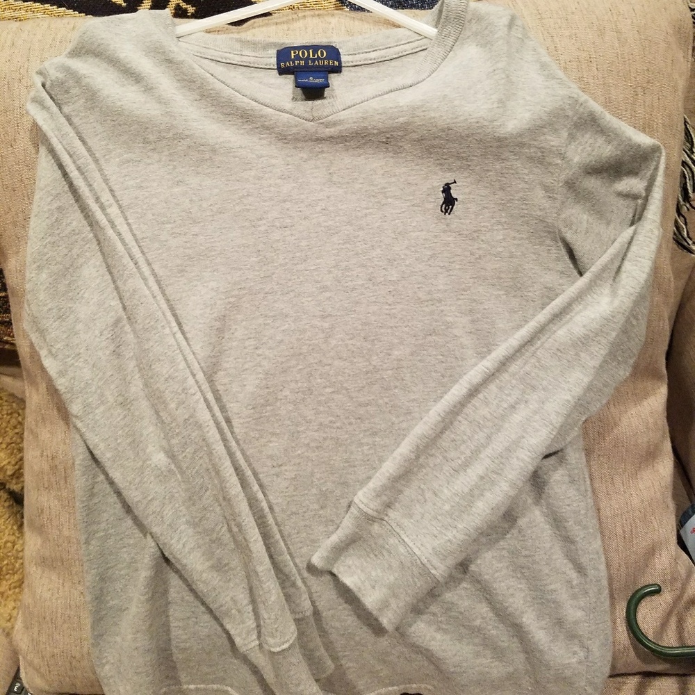 Long sleeve knit shirt