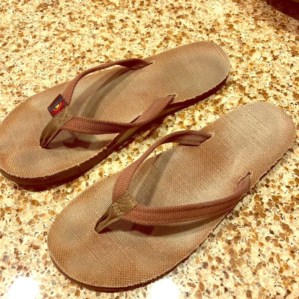 Rainbow flip flops- tan hemp size 7 women’s