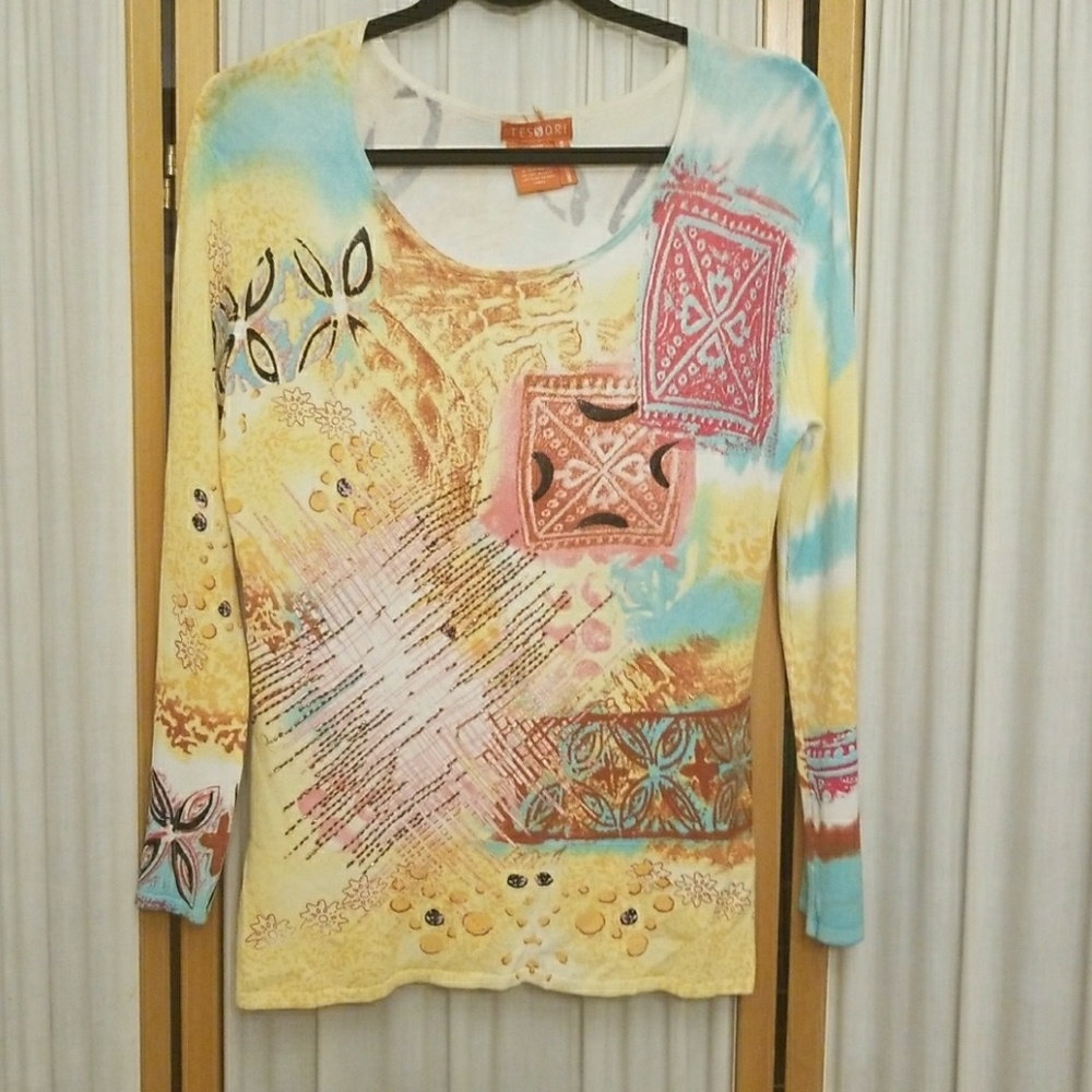 Colorful knit top