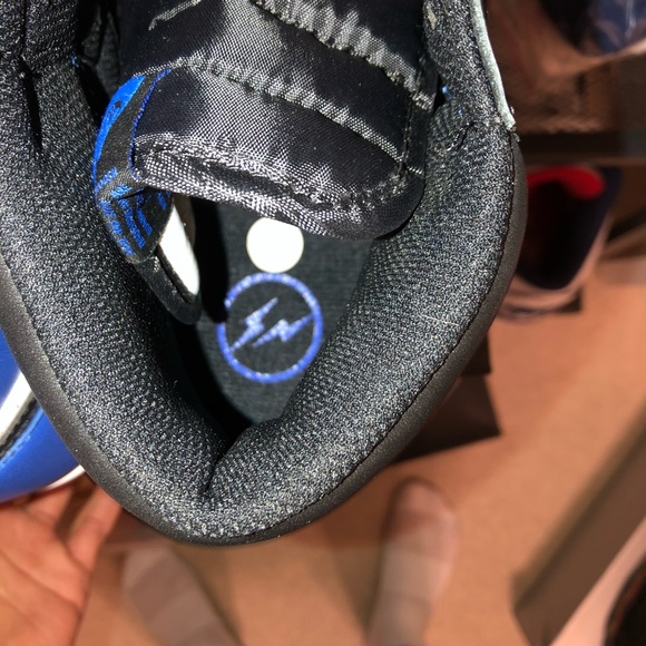 Air Jordan 1 x Fragment - Picture 4 of 8
