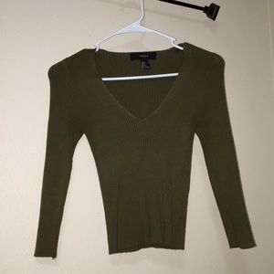 V neck long sleeve crop top