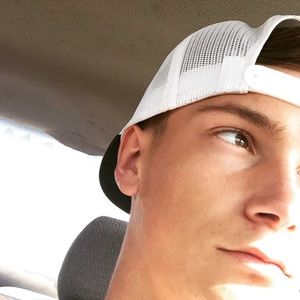 Meet your Posher, Chase