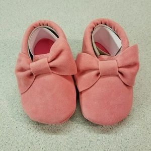 3/6month baby pink moccs