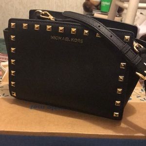 Black &Gold Micheal Kors Cross Body Messenger Bag