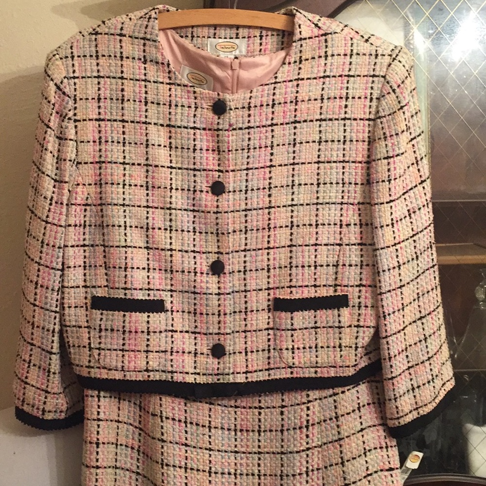Talbots Ladies Tweed Suit - Picture 2 of 8