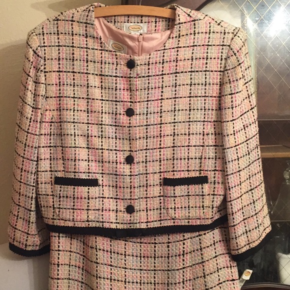 Talbots Ladies Tweed Suit - Picture 2 of 8