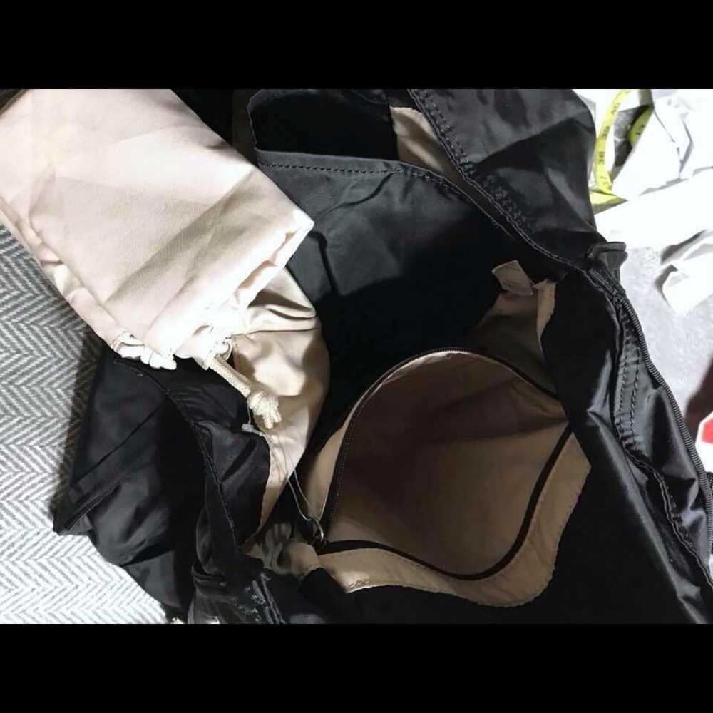 Lululemon Bring it Om Tote, Black, EUC - Picture 5 of 8
