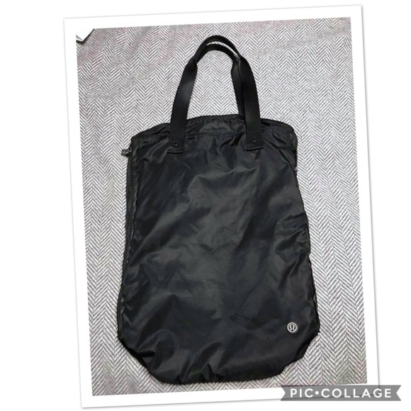 Lululemon Bring it Om Tote, Black, EUC - Picture 2 of 8