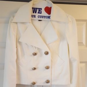 White double breasted jacket