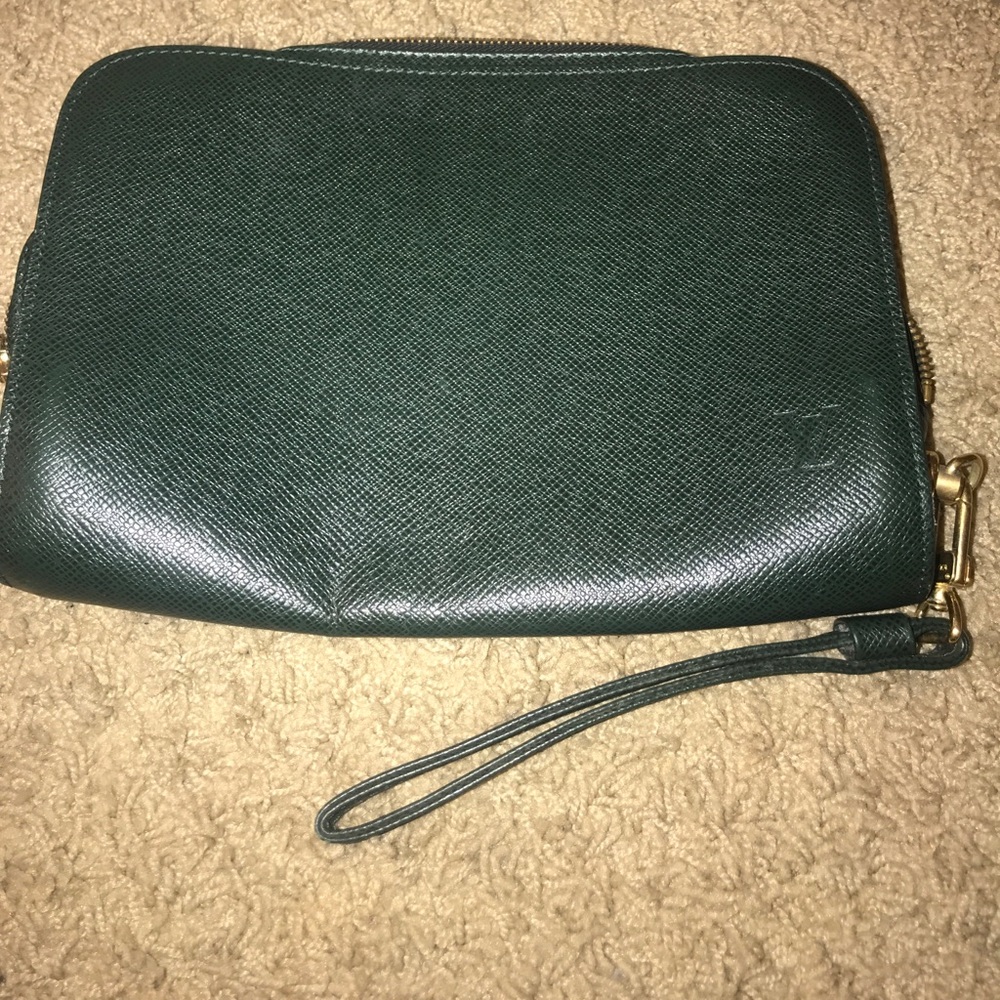 Louis Vuitton Bag (wristlet)