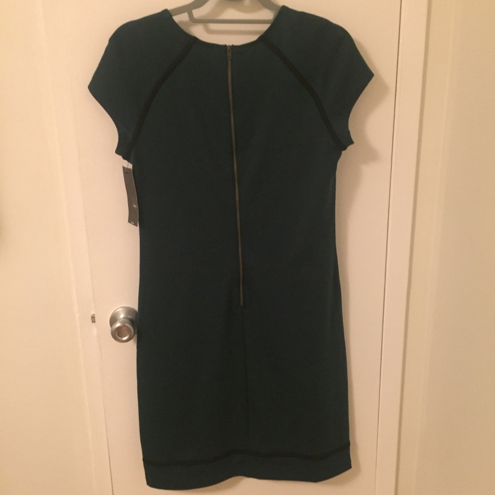 BRAND NEW Mossimo Size Medium Zip Back Dress