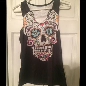 Skull tank