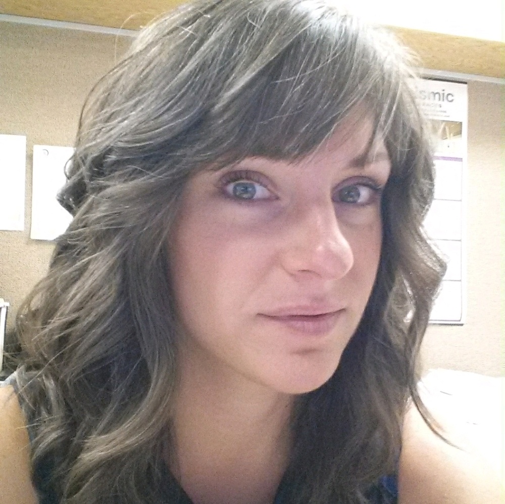 Meet your Posher, Jennifer
