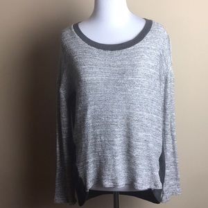 Pre-owned splendid two tone sweater