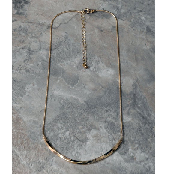 NWOT gold necklace. The Limited. LDTN47nc - Picture 4 of 6