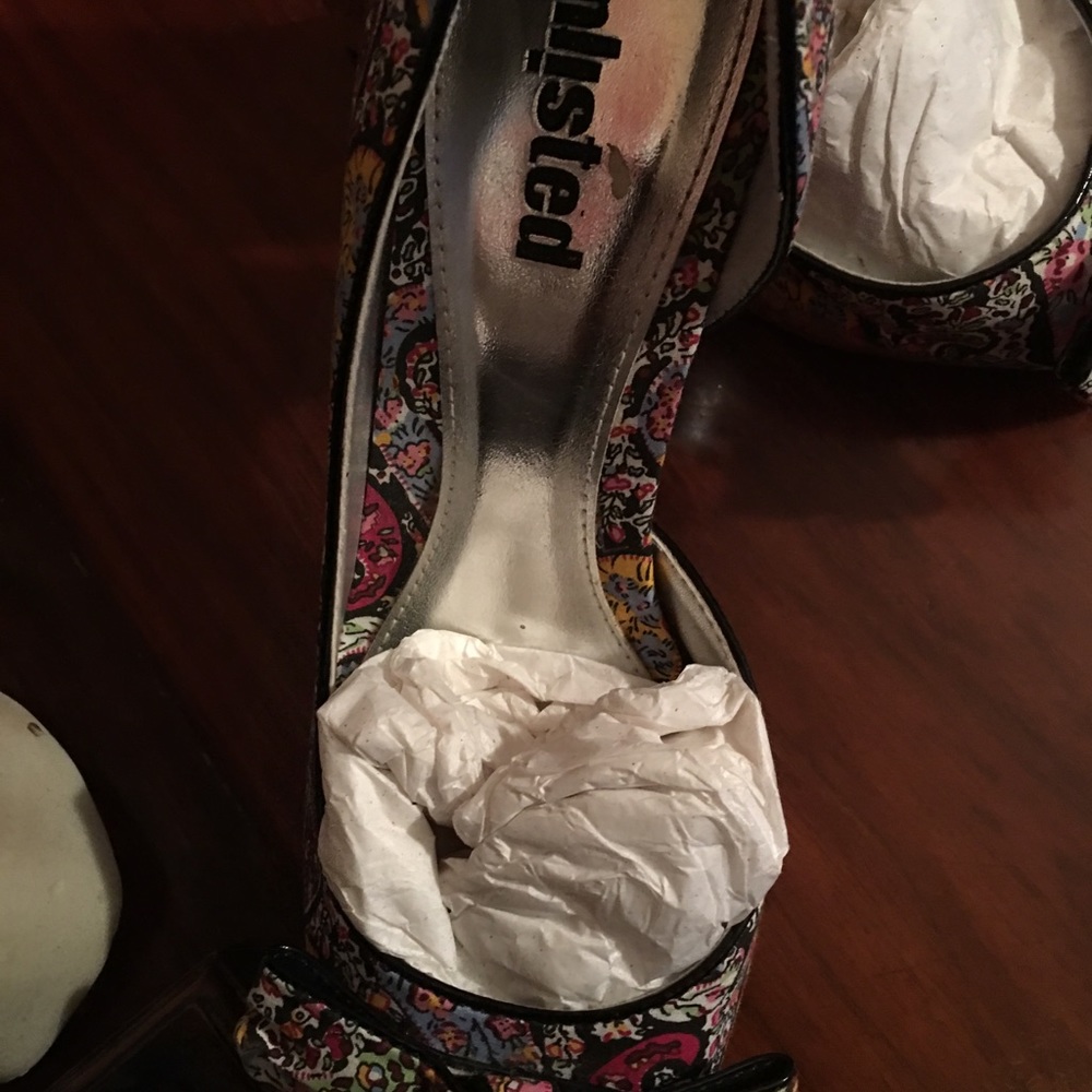Colorful heels - Picture 2 of 3