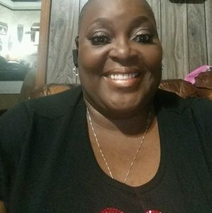 Meet your Posher, Cheryll