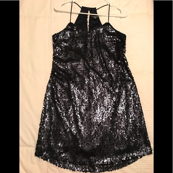 Sexy little Express navy blue sequin dress - Picture 3 of 6