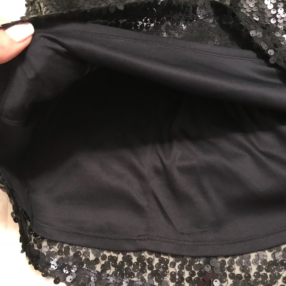 Sexy little Express navy blue sequin dress - Picture 6 of 6