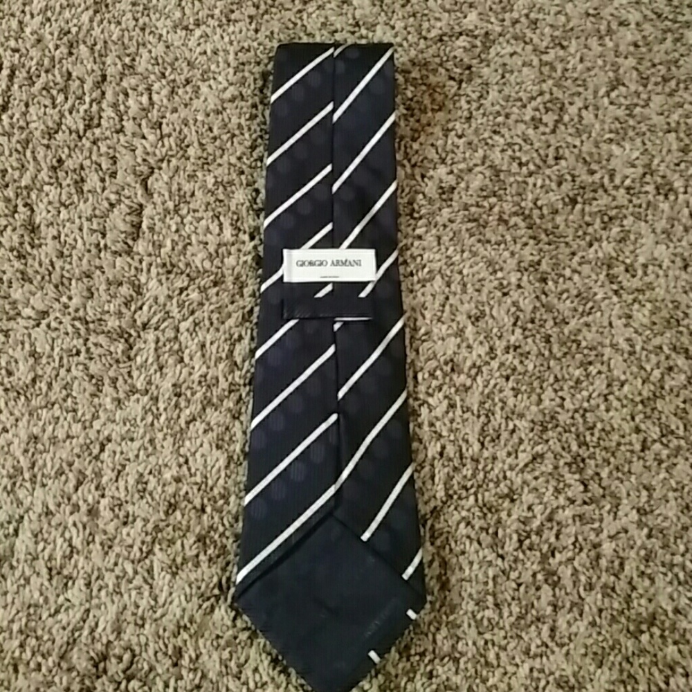 Giorgio Armani Tie 100% Italian Silk