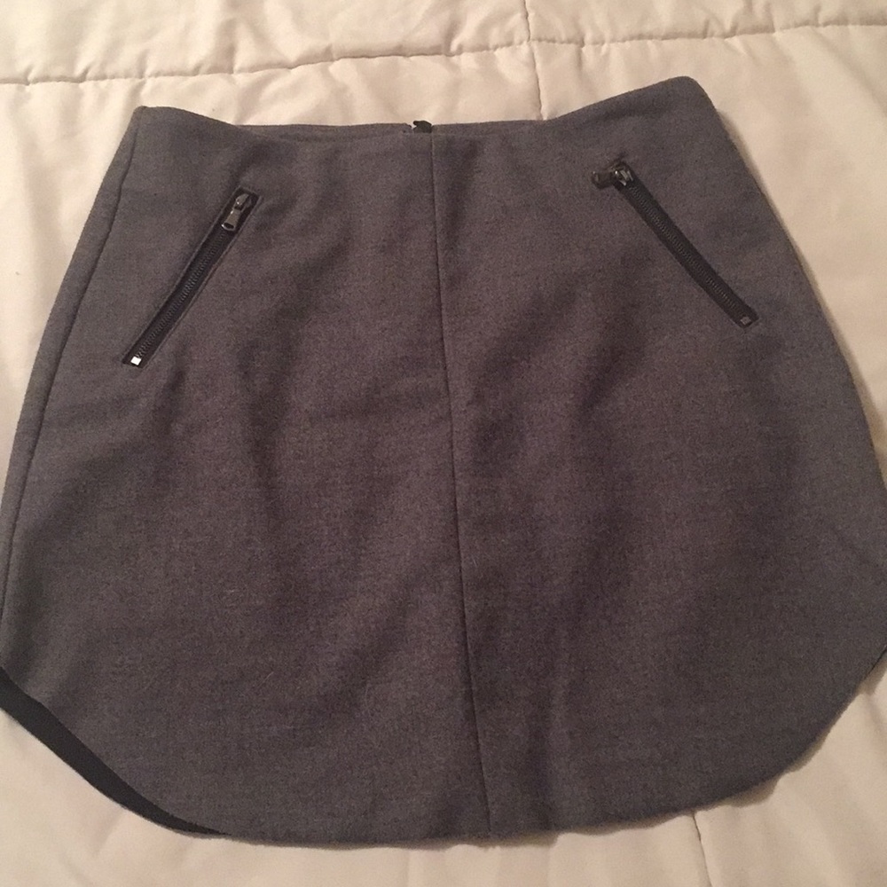 Forever 21 gray skirt