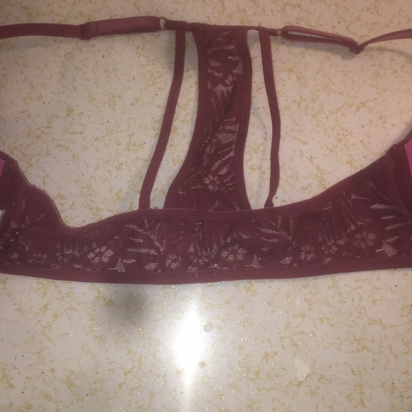 Victoria Secret PINK Bra - Picture 3 of 5