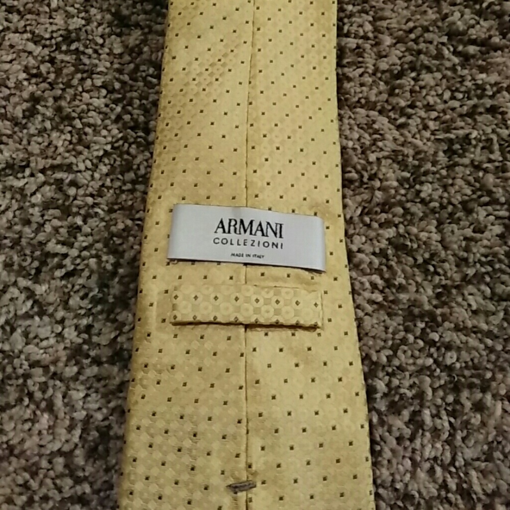 Armani Collezioni Tie 100% Italian Silk
