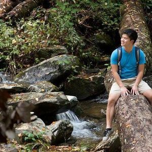 Meet your Posher, Derek