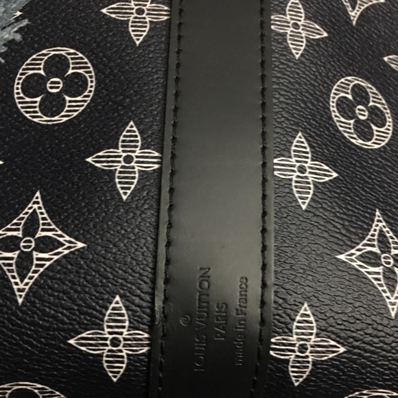 ❌SOLD❌Louis Vuitton Chapman Brothers Lion Keepall - Picture 5 of 8