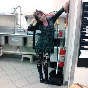 Meet your Posher, Sandy